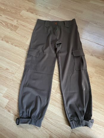 Pantalon serré en bas  taille 1