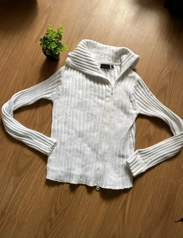Gilet blanc côtelé zippé Kiabi Free T.M TBE 🤍 - photo numéro 3