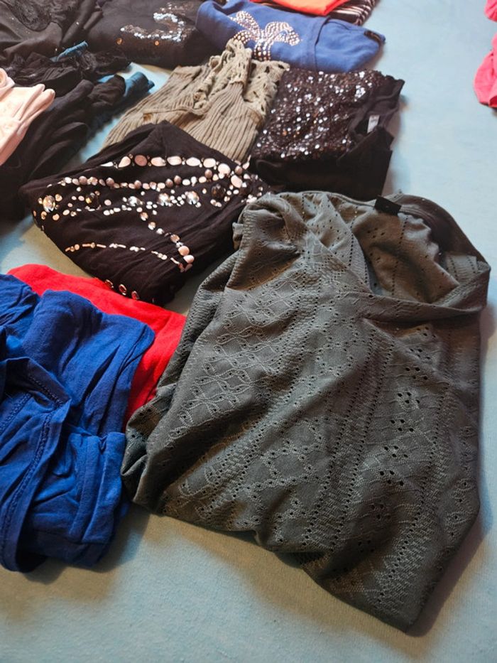 Gros lot vêtements femmes - photo numéro 4
