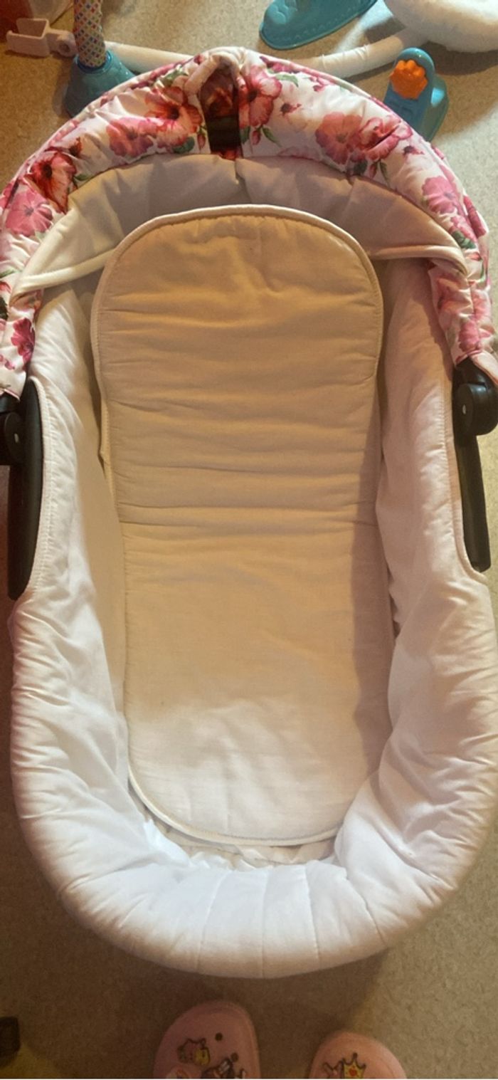 Couffin bébé à fleur - photo numéro 5