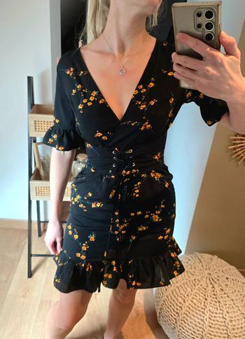 Robe fleuri Prettylittlething