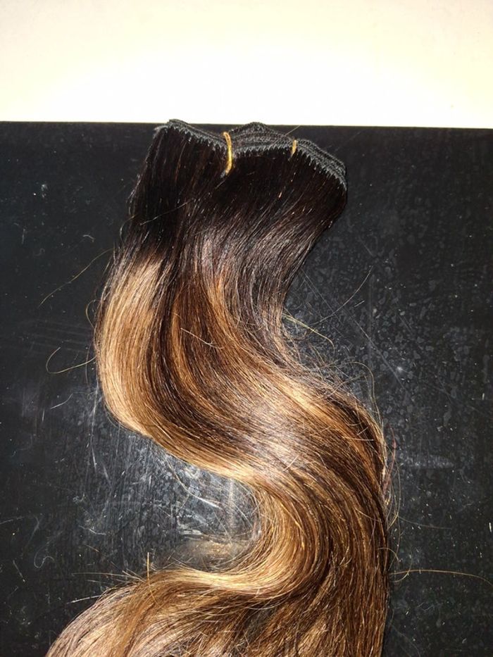 Extension de Cheveux a clips 30cm noir avec balayage - photo numéro 2