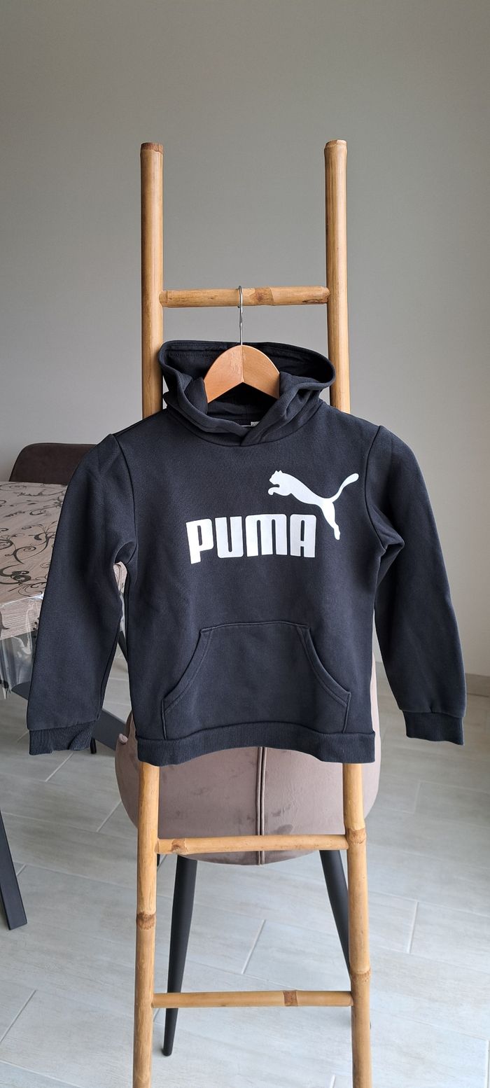 Sweat à capuche Puma Taille 9/10 ans