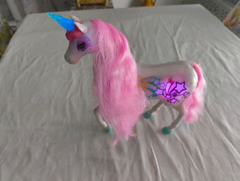 Licorne barbie dreamtopia 