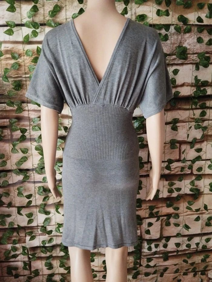 🌸Robe Grise MC Voyelles Taille Unique 🌸 - photo numéro 3