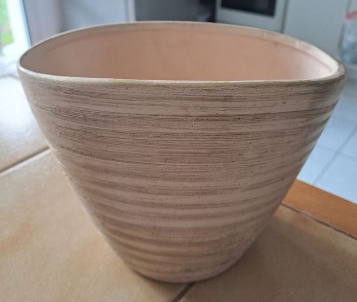 Cache pot effet vieilli