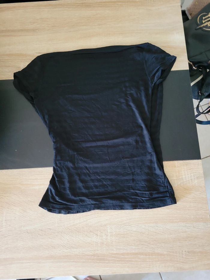 T-shirt noir - photo numéro 2