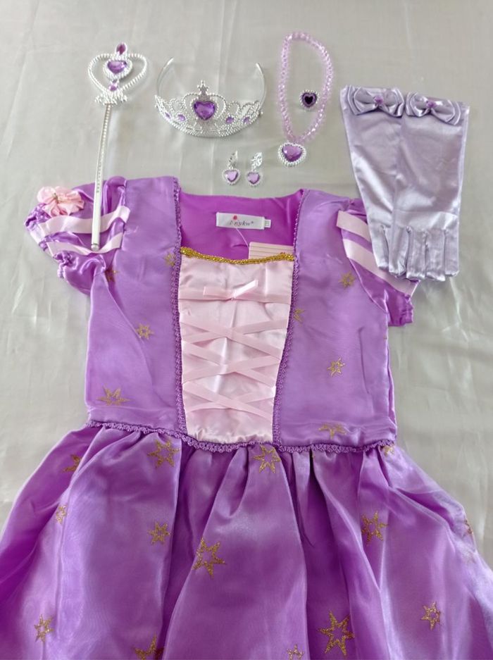 Déguisement robe princesse raiponce violette 6ans - photo numéro 2