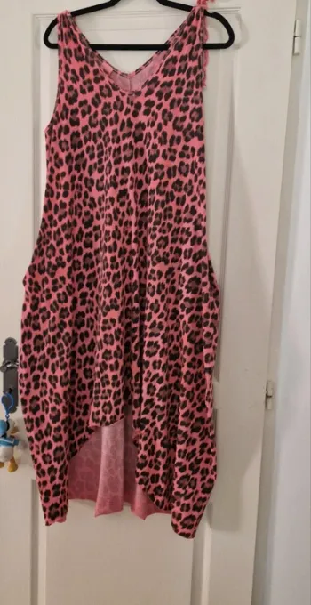 Robe Wiya léopard rose