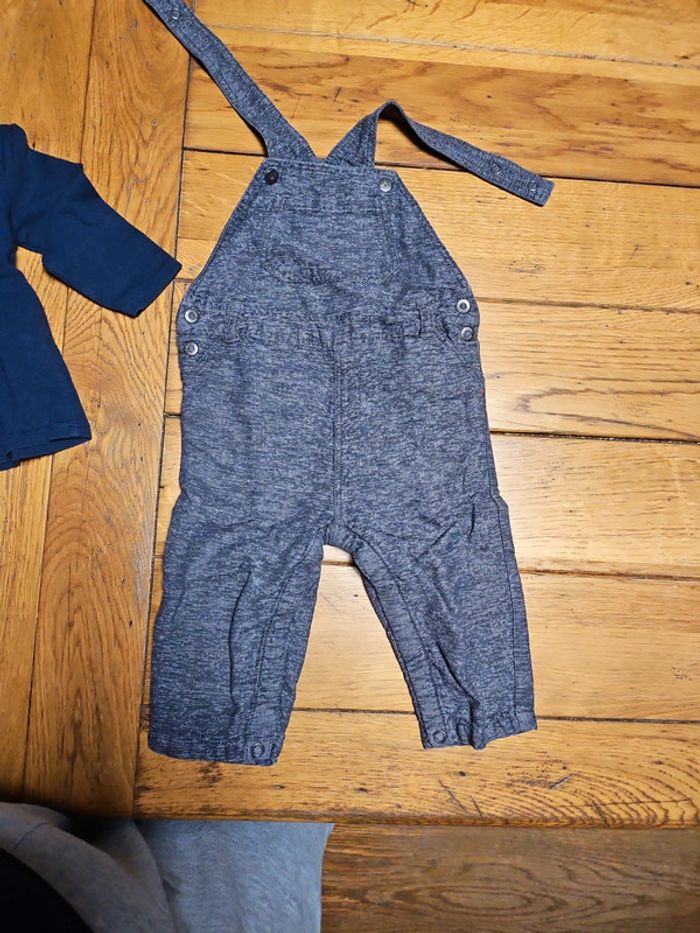 Tenue salopette 12 mois - photo numéro 3