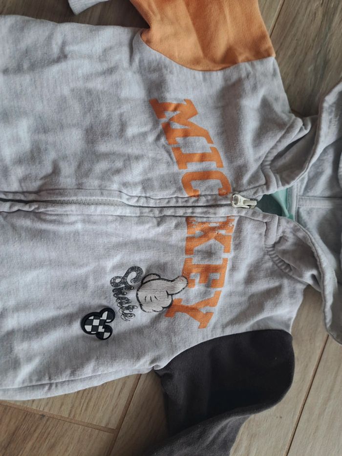 Gilet Disney Mickey 6 mois - photo numéro 2