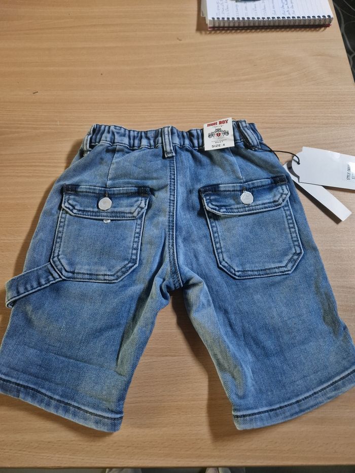 Short garçon 👦 - photo numéro 2