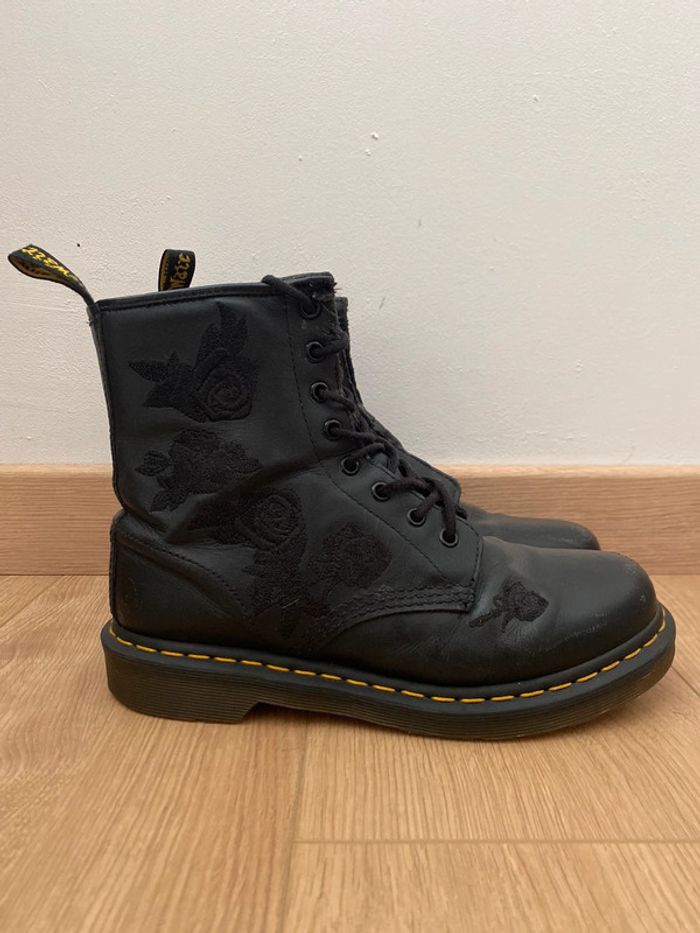 Dr Martens roses noires - photo numéro 2