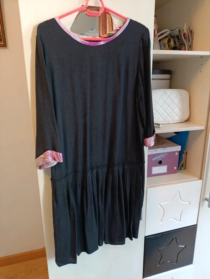 Robe courte, taille basse 40
