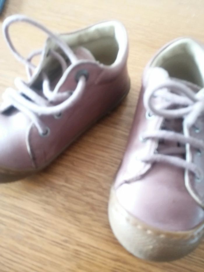 Chaussure rose à lacets - photo numéro 7