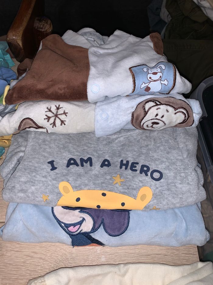 Lot vêtements garçons 1 mois - photo numéro 3