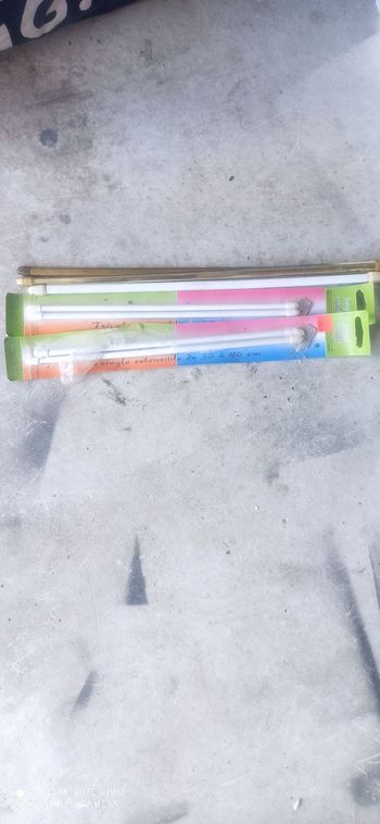 Lot de barres a rideaux