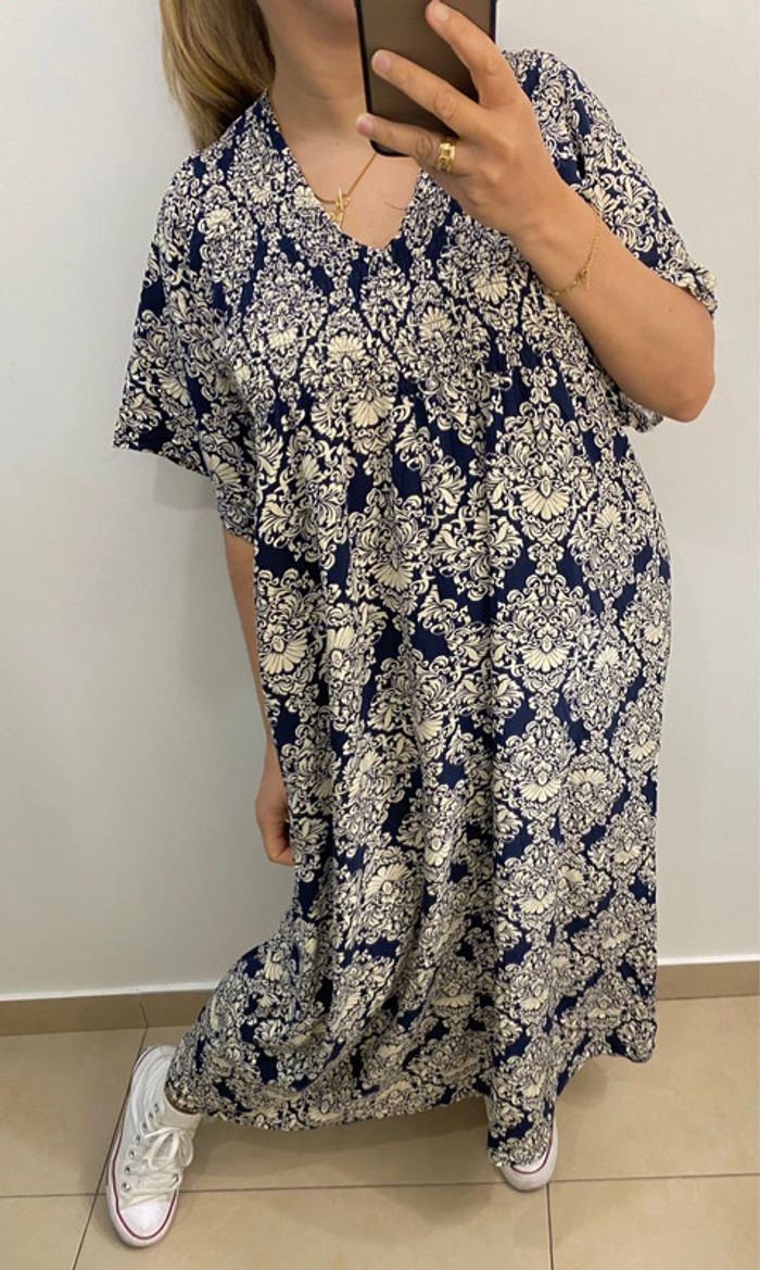 Jolie Robe Longue Et Ample Imprimée Taille XL-XXL - photo numéro 3
