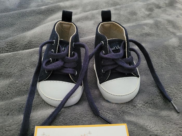 Chaussures à lacets 1 mois - photo numéro 3