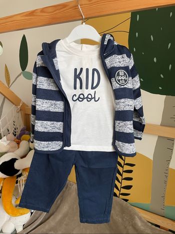 Ensemble veste + pull + pantalon