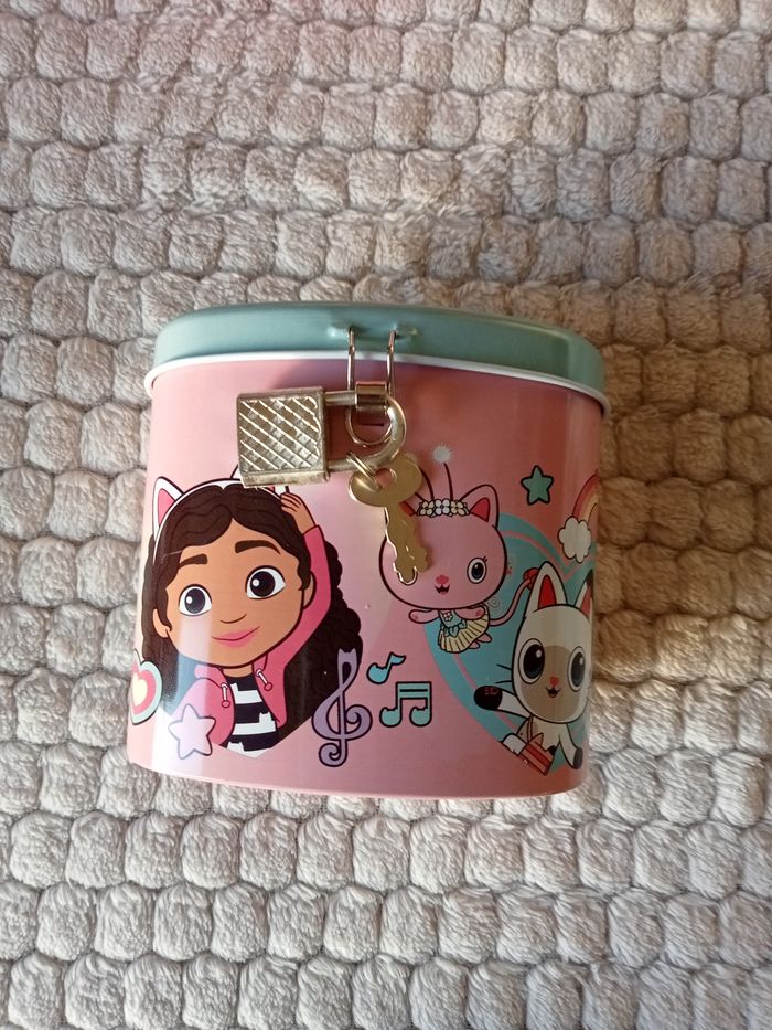 Tirelire métal avec cadenas