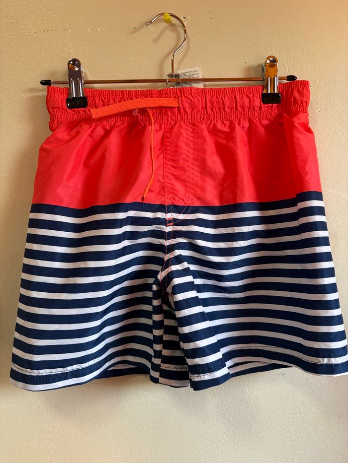 Short de bain garçon taille 134/140
