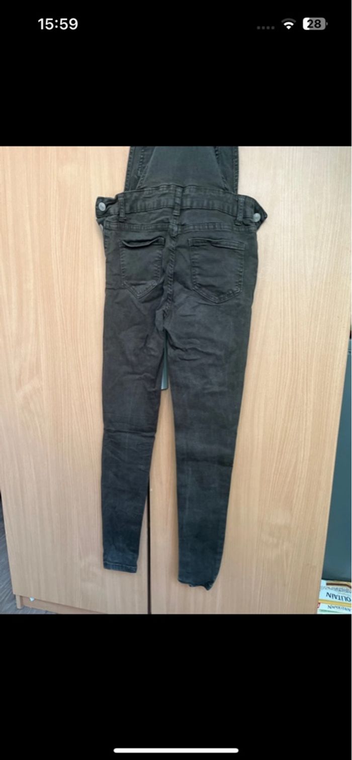 Salopette - photo numéro 2