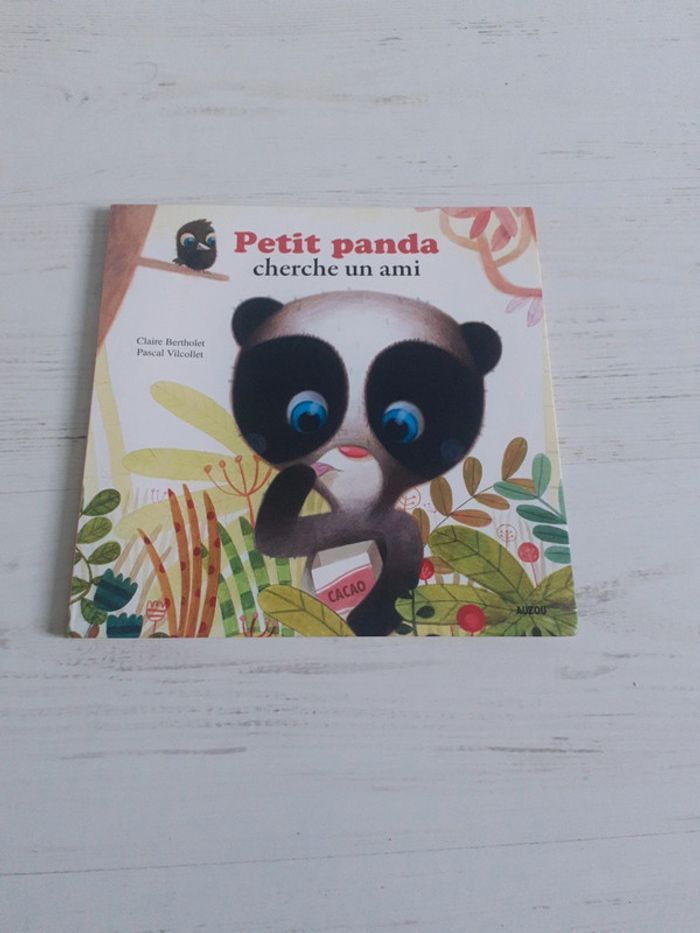 Livre Mes p'tits albums Petit panda cherche un ami
