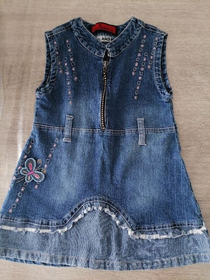 Robe en jean sans manches