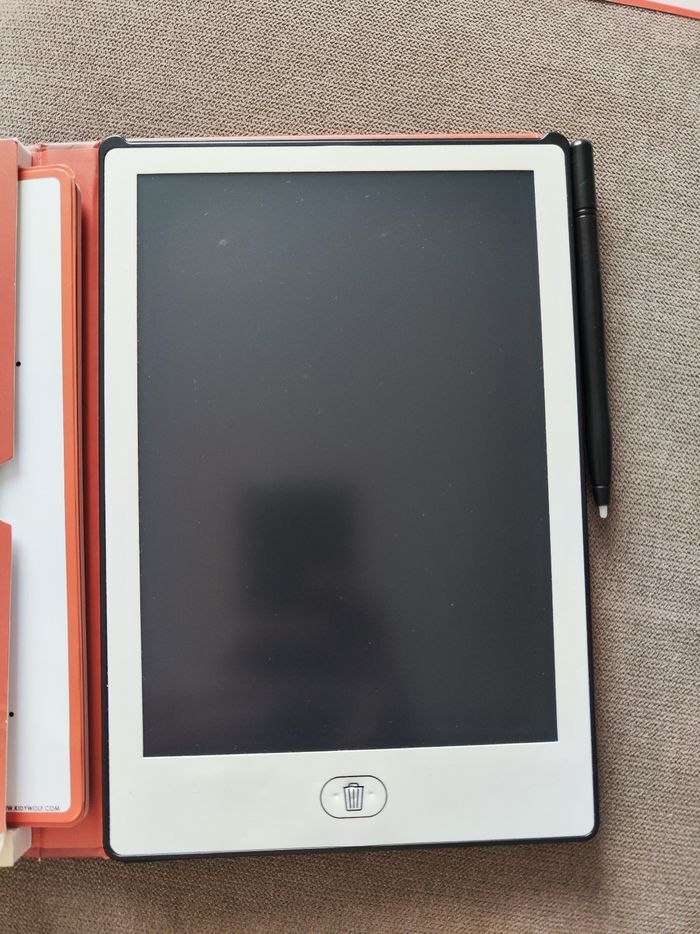 Tablette à dessin KidyWolf - photo numéro 3