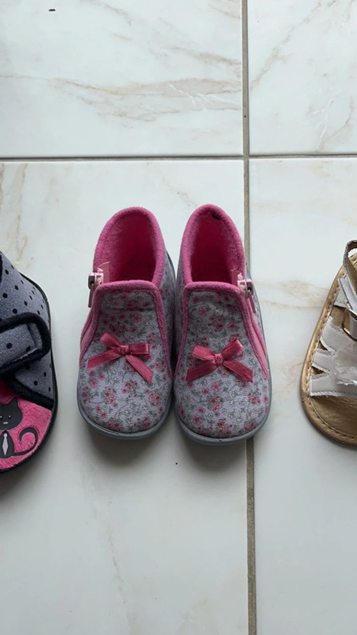 Lots chaussons chaussure - photo numéro 3
