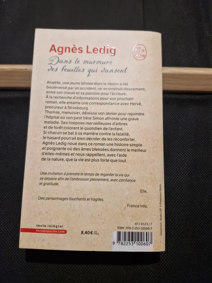 Dans le murmure des feuilles qui dansent - Agnès Ledig - photo numéro 5