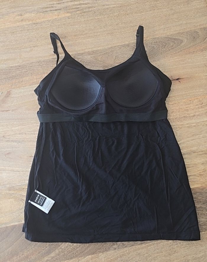 Débardeur avec brassière integrée - photo numéro 2