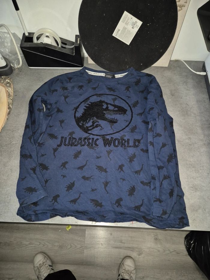 T-shirt manches longues jurrasic world