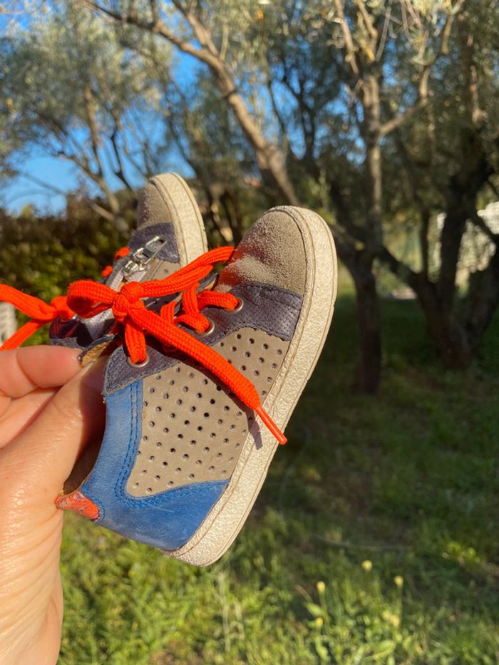 Pom  d api athlete’s foot 20