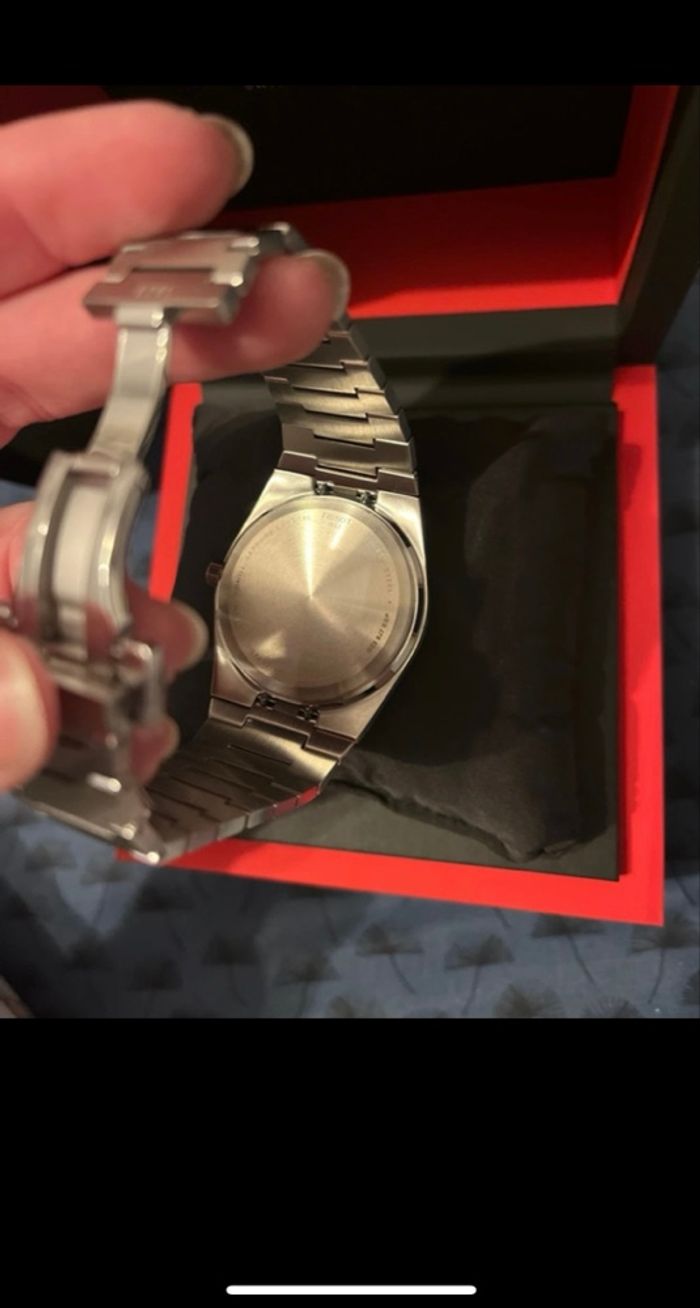 Montre Tissot - photo numéro 2