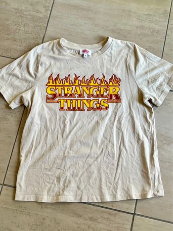 T shirt 16 ans stranger things