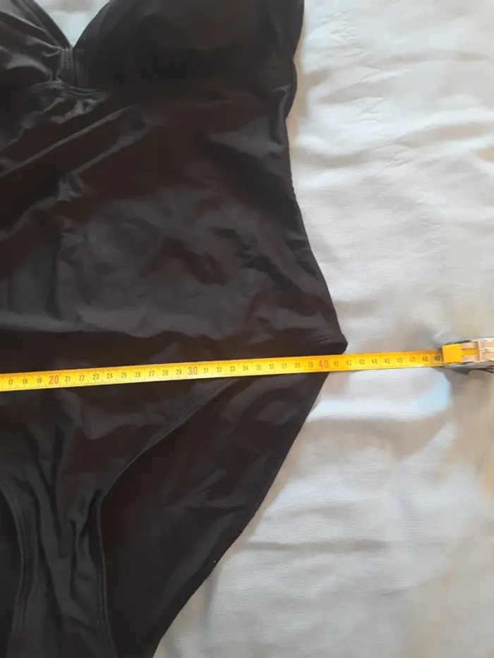 Maillot 1 pièce noir 42/44 - photo numéro 4