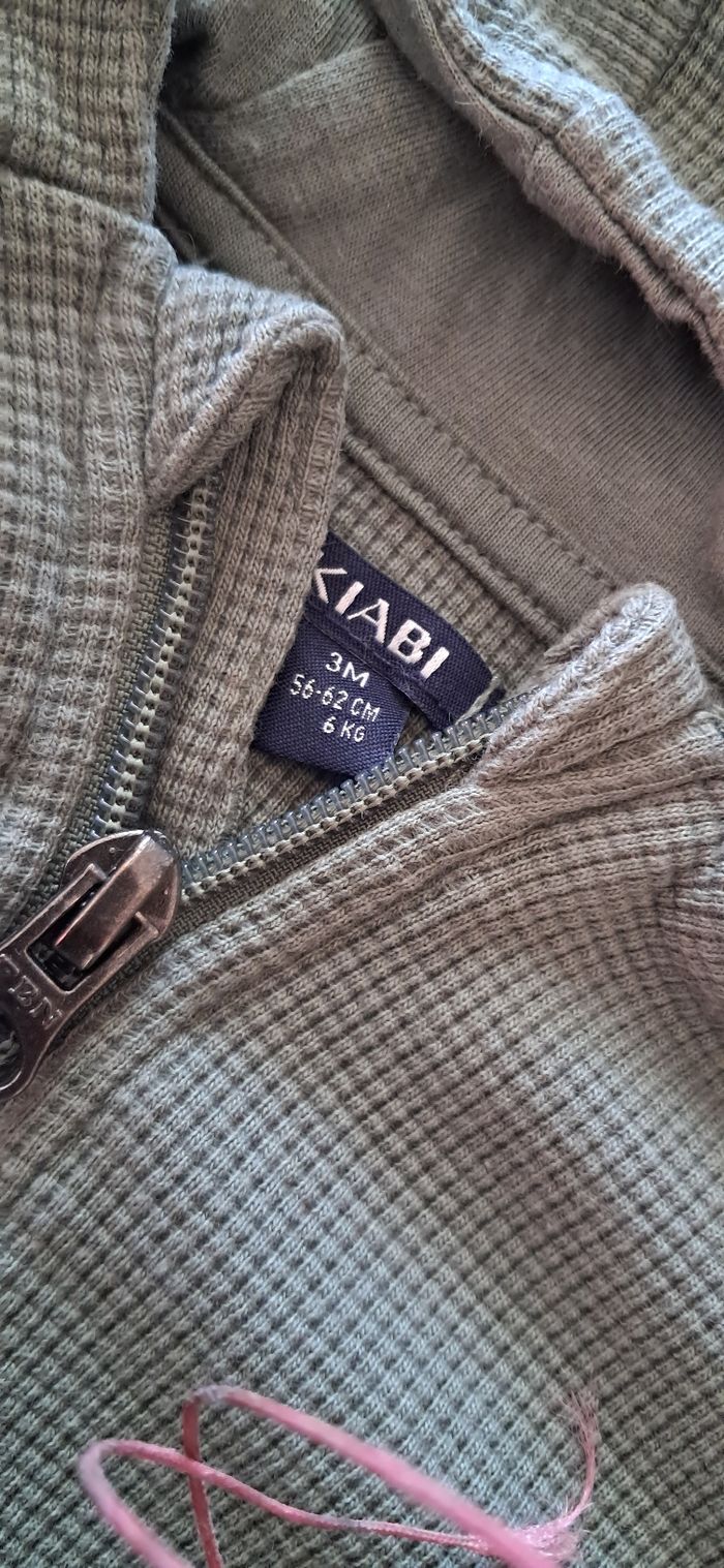 Gilet 3 mois kiabi - photo numéro 3