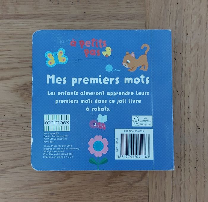 Mes premiers mots - livre cartonné, épais et avec rabats - photo numéro 4