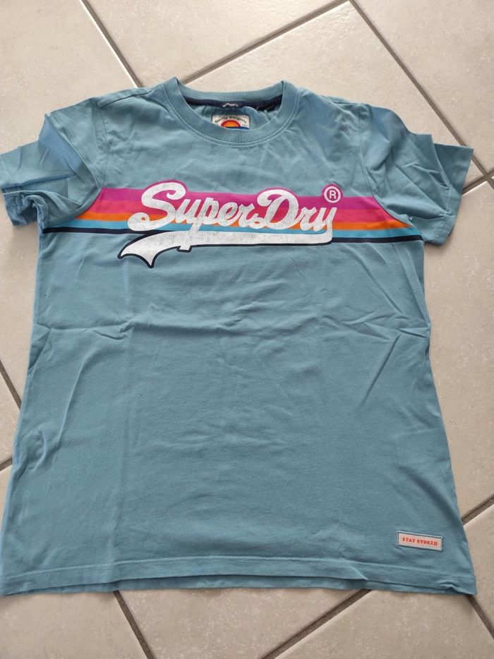 Tee shirt femme Superdry taille 40 - photo numéro 2
