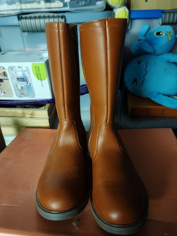 Bottes neuves pointure 36 - photo numéro 5