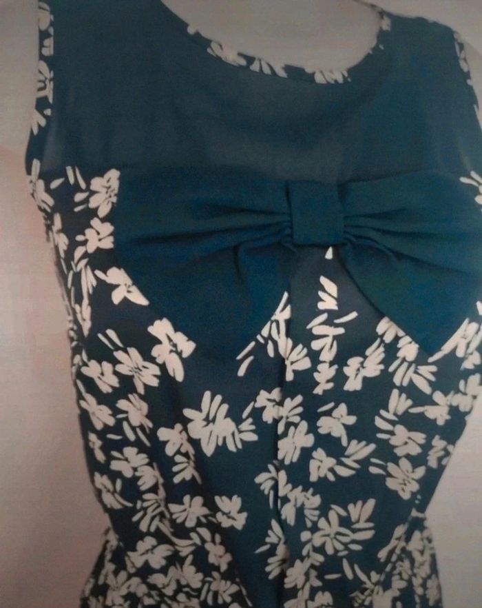 Combi-short taille 36 avec noeud de papillon - photo numéro 7
