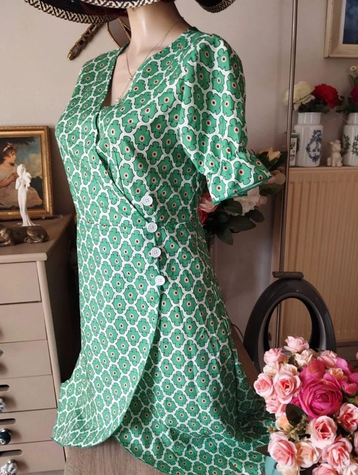 🌿Robe Verte Légère Croisée Graphique T34/36🌿 - photo numéro 5