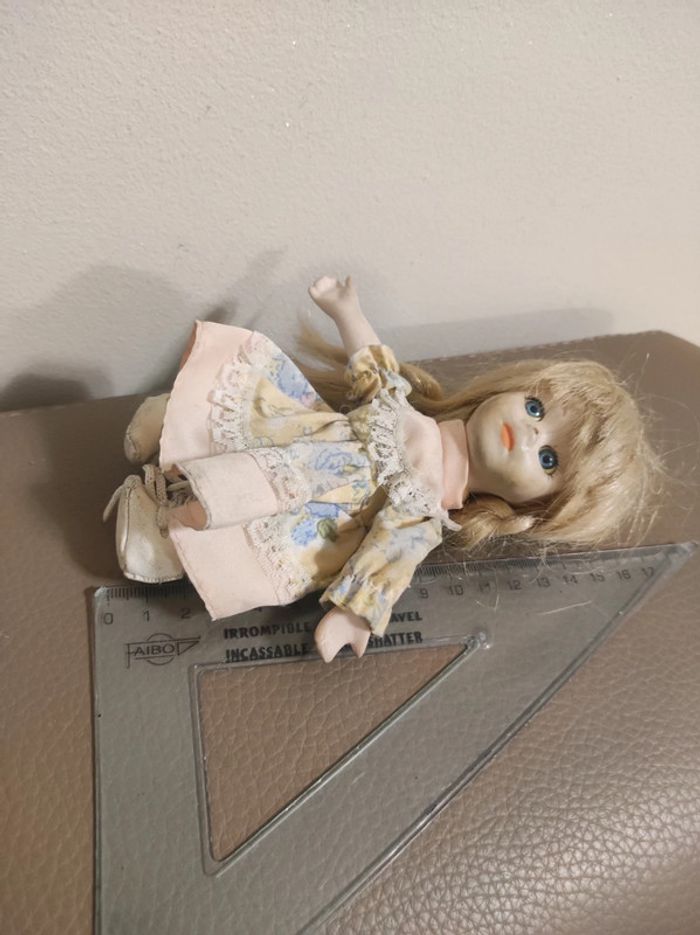 poupée porcelaine ancienne - photo numéro 2