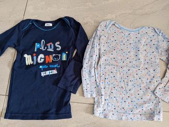 Lot de 2 hauts 2 ans