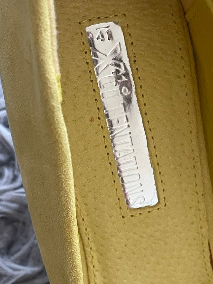 Escarpins en daims jaune clair XTI - photo numéro 3