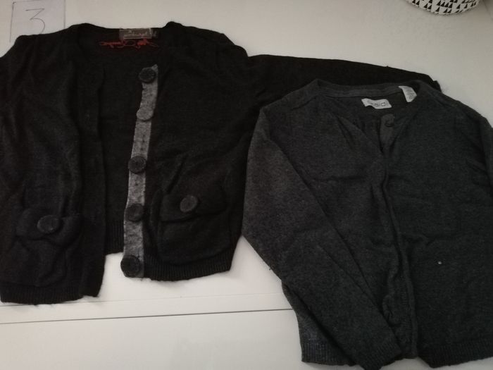 Lot de 2 gilets gris 3ans