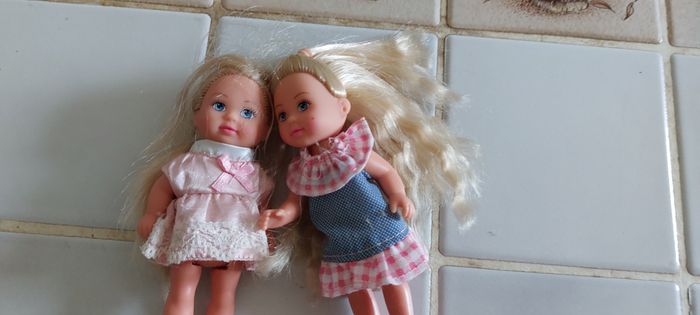 Deux mini poupée - photo numéro 4