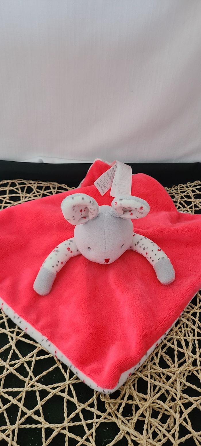 Doudou plat lapin rose rouge blanc gris étoiles OBAIBI - photo numéro 3